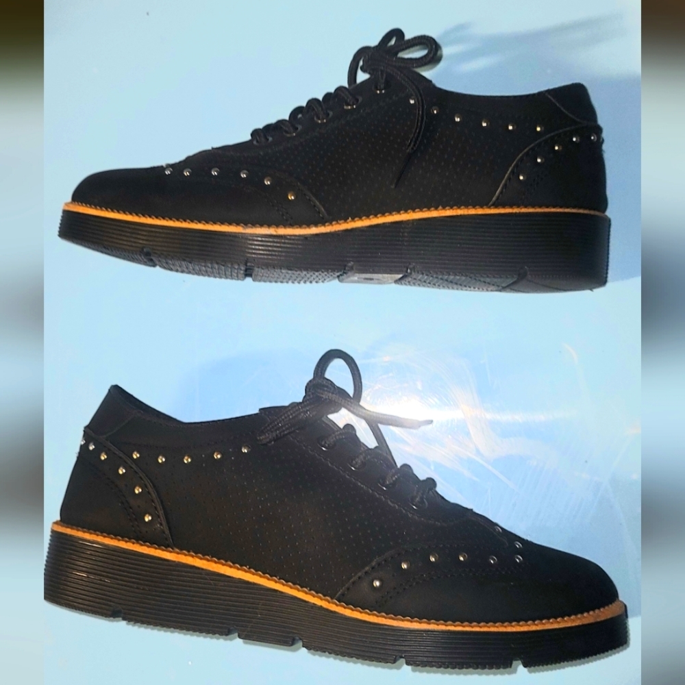 Black oxfords